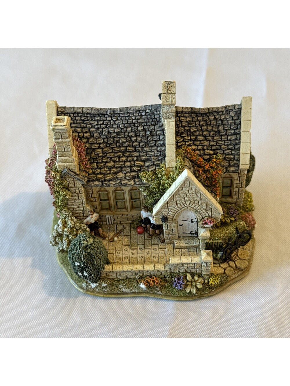 Lilliput Lane Country School L2463 British Collection 2001 England Cottage